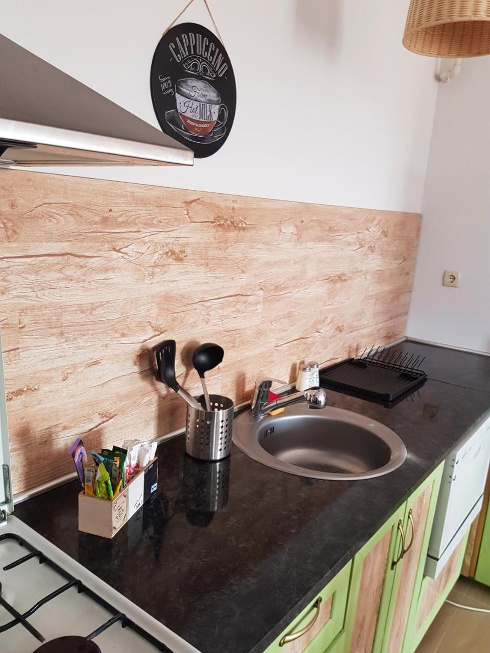 Modern Apartment With Pool In North Bucharest Cretuleasca 外观 照片